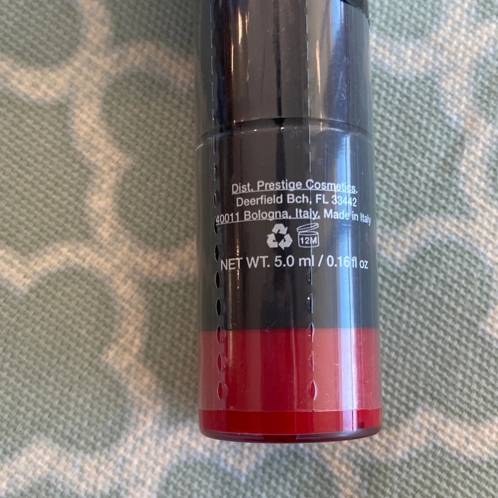 Prestige Total Intensity Lip Graffiti Unzipped Red Lipstick NEW Sealed